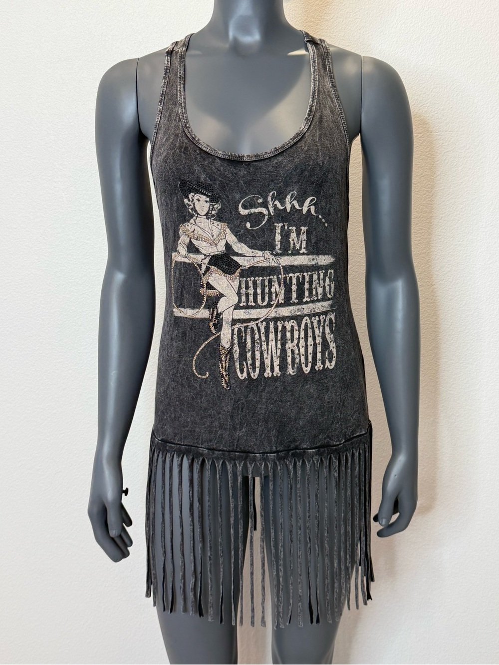 T Party Fashion Charcoal I’m Hunting Cowboys Racer Back Fringe Tank Top W Size M